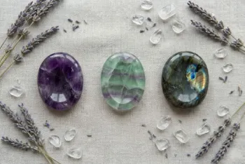 0000432_Amethyst Fluorite Labradorite Crystal Worry Stones For Anxiety Relief_1000